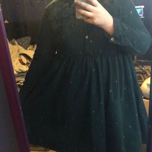 Long Sleeved Green Dress w tiny graphic pattern